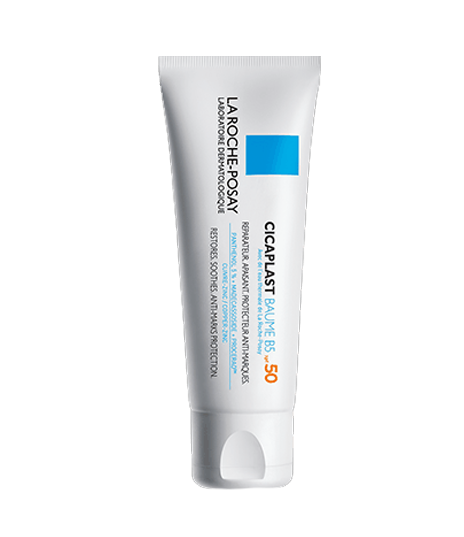 Cicaplast Baume B5 SPF50 des Laboratoires La Roche-Posay est un baume réparateur, apaisant, et protecteur anti marques, particulièrement destiné aux peaux fragilisées avec des irritations superficielles. Votre peau peut être agressée par différents types de facteurs tels que les irritations post intervention dermatologique comme le laser, mais également les brûlures ou les micro coupures. C'est pourquoi le baume Cicaplast B5 de chez La Roche-Posay possède une formule spécifique adaptée pour les suites d'interventions dermatologiques ainsi que les tatouages récents ou anciens. Grâce à l'utilisation du baume Cicaplast B5 La Roche-Posay, votre épiderme sera réparé de manière beaucoup plus rapide grâce à la présence de Madécassoside et les sensations de démangeaisons seront immédiatement réduite pour une peau réellement apaisée de part la présence de Panthénol. D'autre part, la cicatrisation des irritations superficielles peuvent laisser des traces, c'est pourquoi les Laboratoires La Roche-Posay ont inclut dans leur formule un actif breveté par la marque ; le Procerad® qui va permettre de prévenir les marques résiduelles ainsi que les irrégularités de couleur. Le baume Cicaplast B5 La Roche-Posay possède également une haute protection UVA/UVB indice 50.