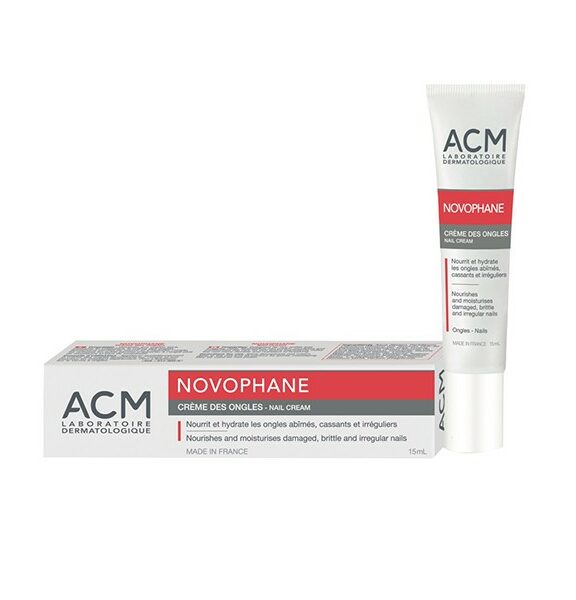 Destinée aux ongles secs, cassants et irréguliers, la crème des ongles CBPhane permet de nourrir et d’hydrater l’ongle. Sa richesse en actifs spécifiques permet de restaurer la souplesse et l’hydratation naturelle de l’ongle.