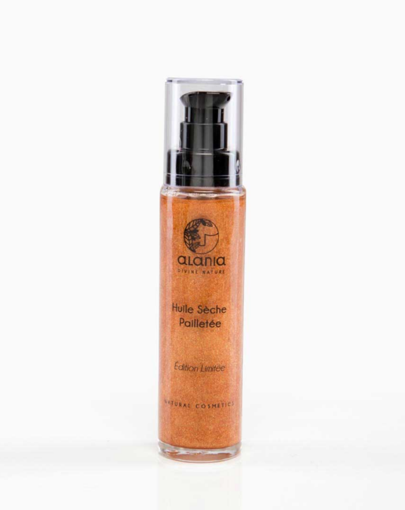 l’huile Sèche Pailletée sublime votre bronzage en apportant lumière et hydratation à votre peau. Sa texture sèche offre un fini brillant tout en légèreté.