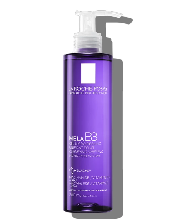 MELA B3 Gel micro-peeling unifiant éclat est le nouveau nettoyant anti taches formulé avec notre nouvel actif révolutionnaire Melasyl™ multibreveté et de Niacinamide concentrée à 10% pour purifier la peau en douceur et la lisser visiblement instantanément. ​ Innovation hyperpigmentation Melasyl™ multibreveté : le nouvel actif pour combattre l'hyperpigmentation comme jamais auparavant*. ​ ​*Melasyl possède un nouveau mécanisme d'action unique : il intercepte l'excès de mélanine avant qu'elle ne marque la peau.