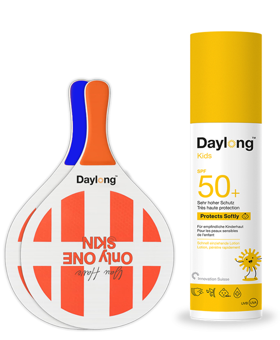 Daylong™ Kids Creme SPF 50 Crème Solaire existe en 150 ml Daylong Kids est un lait de protection solaire liposomal qui été mis au point pour assurer aux enfants une très haute protection solaire, adaptée à leur peau et aux conditions de leur exposition (activité en plein air, transpiration, frottement...). Son flacon pompe doseur permet d’appliquer la bonne quantité de produit.