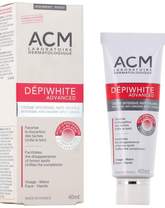 la crème dépigmentante ACM Depiwhite Advanced est un soin anti-taches spécialement formulé pour éclaircir et uniformiser le teint du visage. Sa formule innovante agit efficacement sur les taches pigmentaires, les cicatrices d'acné et les imperfections cutanées pour révéler une peau lumineuse et éclatante de santé. Enrichie en actifs dépigmentants et éclaircissants, cette crème ACM aide à atténuer les taches brunes, les taches de vieillesse et les hyperpigmentations, tout en prévenant leur réapparition. Sa texture légère et non grasse pénètre rapidement dans la peau pour une hydratation en profondeur et un confort optimal.