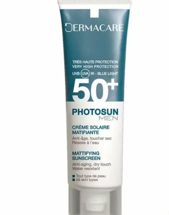 La Crème Solaire Matifiante spf50+ est spécialement conçue pour les peaux grasses  afin de répondre à toutes vos exigences  (Odeur, texture, efficacité, simplicité d’utilisation..), sous le soleil, pas d’impasse, il faut se protéger l’épiderme des rayons nocifs.