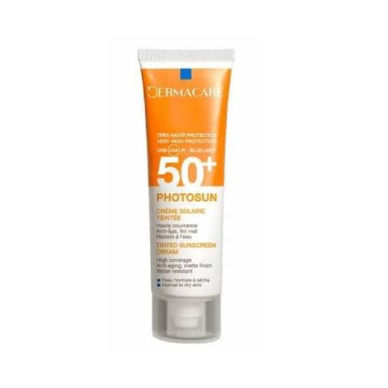 Dermacare Photosun crème protectrice teintée SPF 50 N 1.5 peaux sèches 50 ml Crème teintée trés haute protection SPF 50 qui protège la peau des UVA/UVB et des infrarouges , elle protège , hydrate , unifie le teint et donne un effet bonne mine avec un toucher doux et soyeux . peaux ciblées: peaux sèches