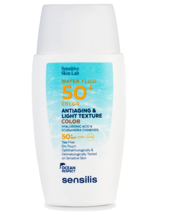 Ultra-légère, elle offre une couvrance naturelle et contribue à unifier le teint, pour un effet bonne mine avec un fini mat. De plus, cette crème solaire ne laisse aucun résidu et procure une sensation de fraîcheur.