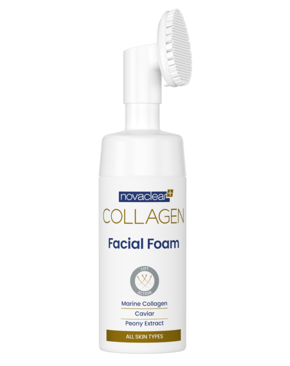NOVACLEAR COLLAGEN FACIAL FOAM est une mousse nettoyante visage avec une brosse en silicone pour le soin quotidien des peaux présentant les premiers signes de l'âge : en manque de fermeté et d'éclat. NOVACLEAR COLLAGEN FACIAL FOAM au collagène marin sous forme d'acides aminés et d'extrait de caviar nettoie en profondeur la peau des impuretés et du maquillage, la laissant lisse et douce au toucher.