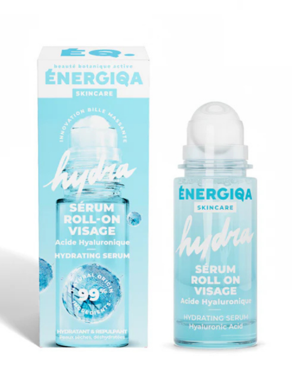 Composé à 99% d’ingrédients d’origine naturelle et concentré en Acide Hyaluronique et Algapure, un duo d'actifs puissants pour restaurer l'hydratation et redonner souplesse et élasticité à la peau. Il bénéficie d’un applicateur bille massante qui stimule la circulation et optimise l’absorption des actifs pour une peau profondément hydratée, rebondie et éclatante, sans effet collant.